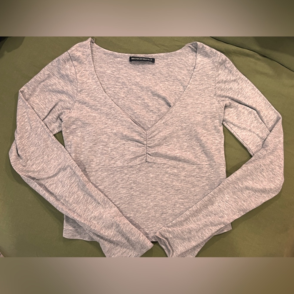 Brandy Melville Cropped Longsleeve